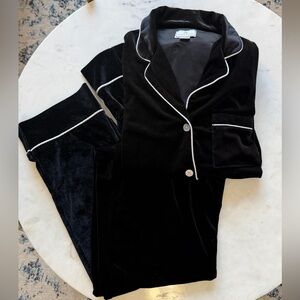 Women's Black Velvet Pajama Set with Contrast Piping